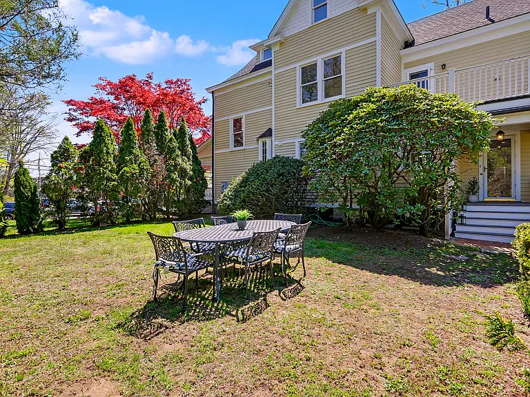 462 Riverside Ave — Photo 47