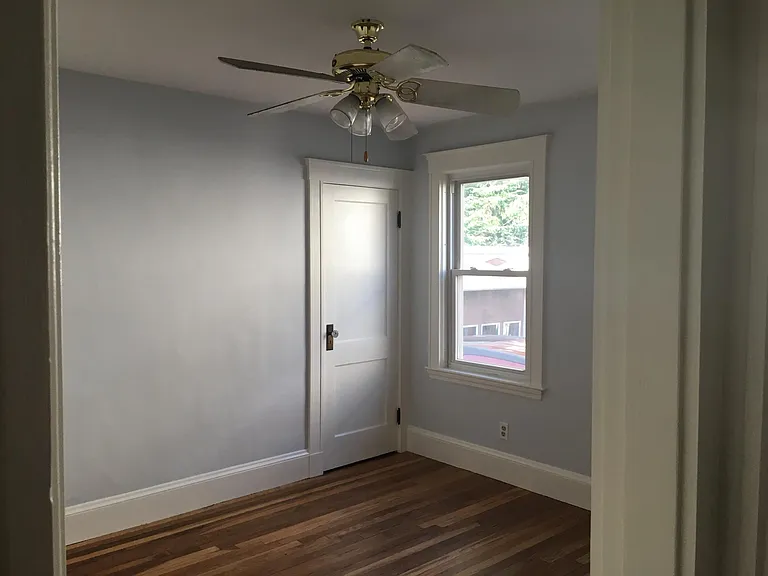 25 Irvington Rd — Photo 7