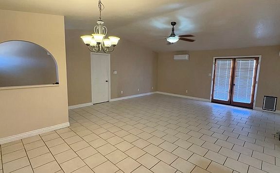 5th image of 12393 E Del Norte