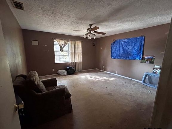 5th image of 103 Alberta Ave