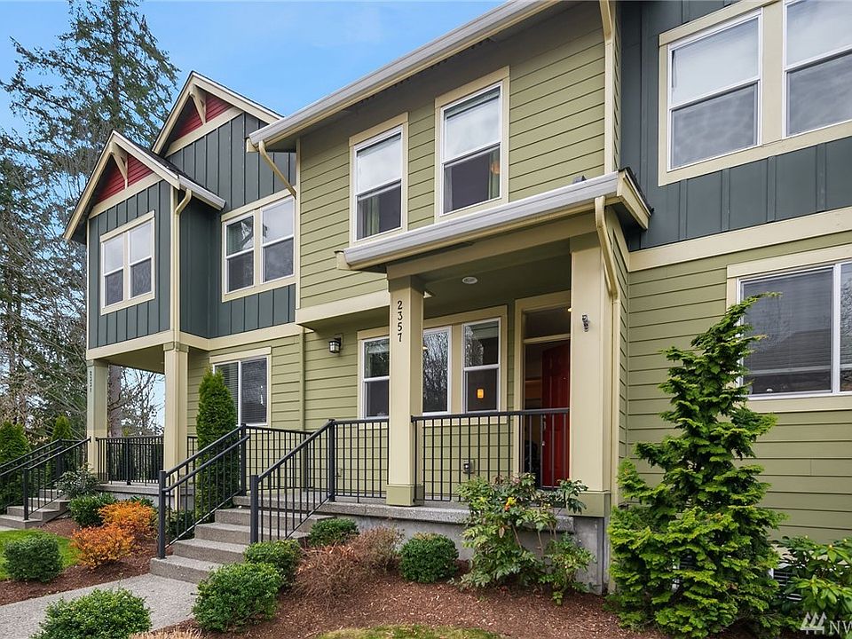 1st image of 2357 25th Ave NE