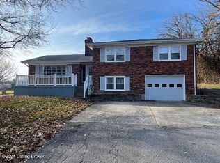 225 Crabb Ave, Eminence, KY 40019