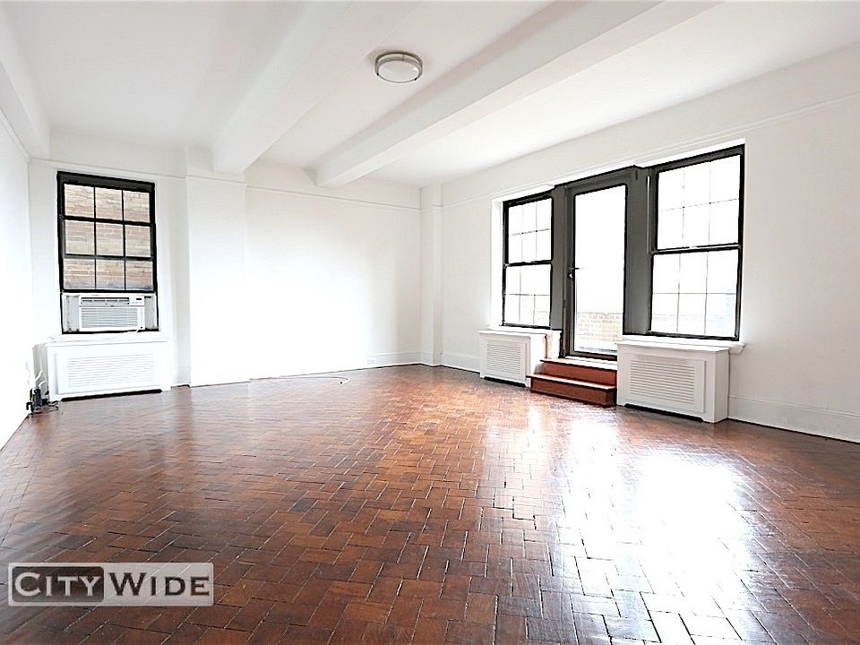 1st image of 160 W 73rd St #13P
