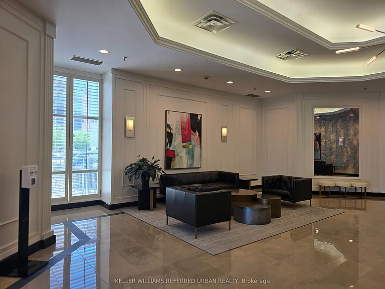 8 Hillcrest Ave #810 — Photo 4