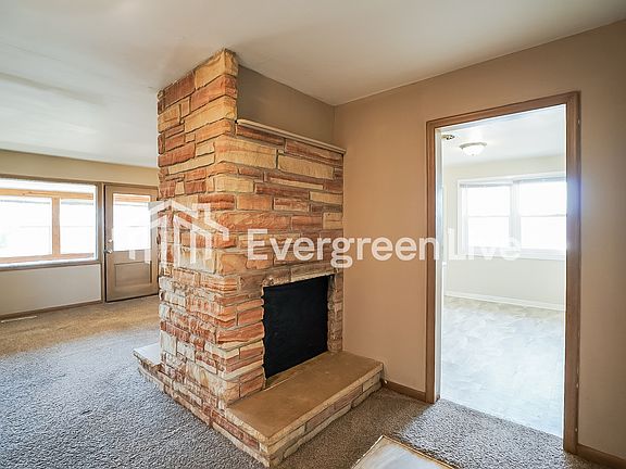 2nd image of 2103 S Crawford St