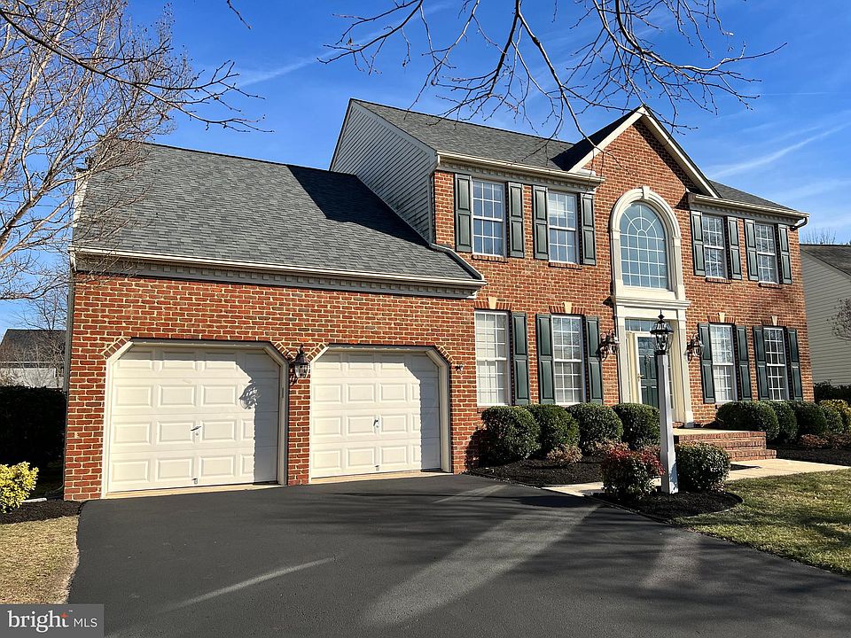 1st image of 8215 Green Ice Dr
