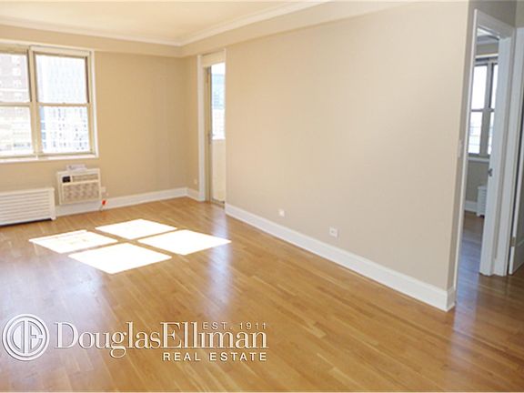 3rd image of 40 Harrison St APT 27C