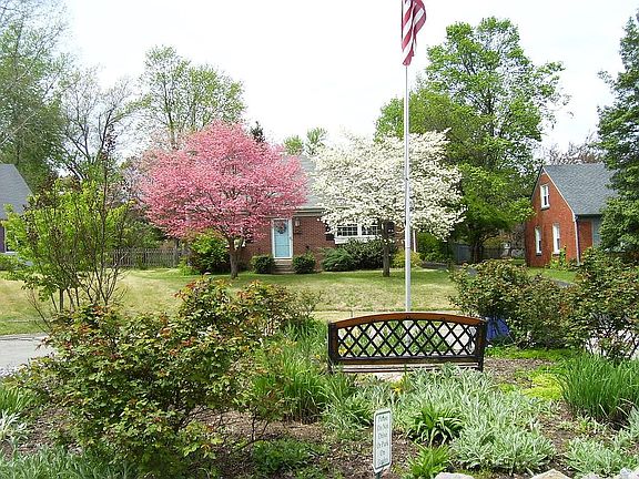 4th image of 2515 Windsor Ct