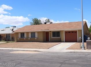 2569 Pine Creek Rd, Sunrise Manor, NV 89115