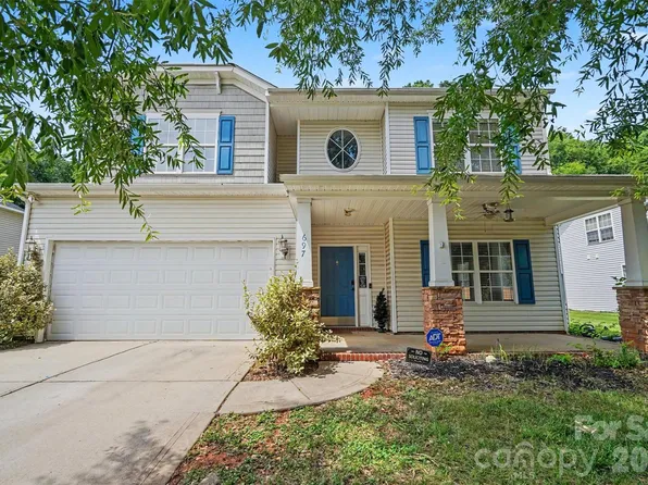 697 Yvonne Dr SW, Concord, NC 28027