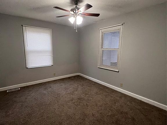 3rd image of 2675 Dunhill Dr