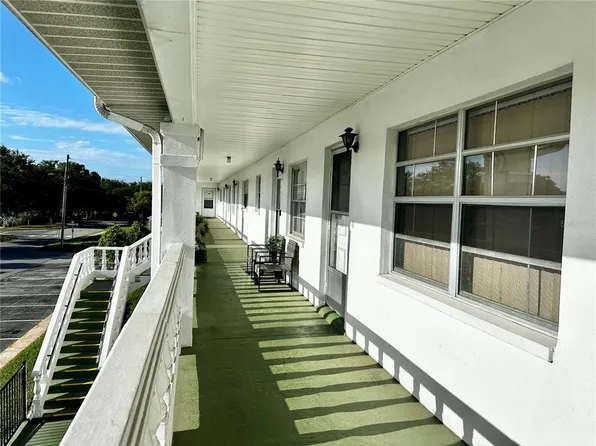 4742 Azalea Dr APT 205, New Port Richey, FL 34652