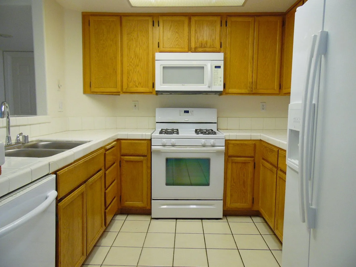Desert Shores - 4 bedroom — Photo 4