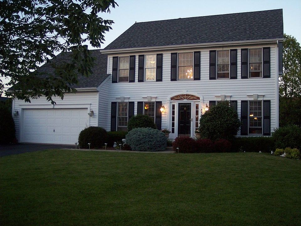 1st image of 398 Bradford Cir