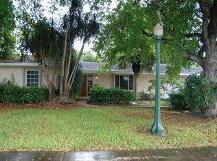 8640 SW 161st Ter, Palmetto Bay, FL 33157