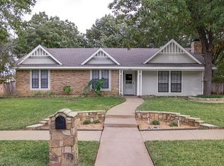 2131 Goldfinch Dr, Lewisville, TX 75077