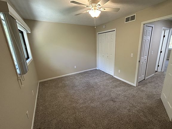2nd image of 2184 Regency Dr