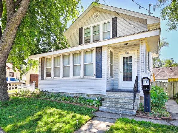 216 E 4th St, Albert Lea, MN 56007