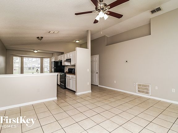 3rd image of 7436 Little Pond Ct