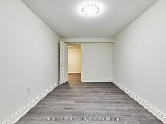4th image of 37 Tarsus Cres #Basement