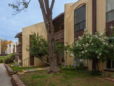 1601 Pennsylvania St NE #H-06, Albuquerque, NM, 87110