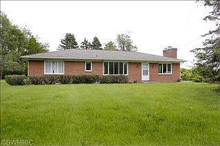 2nd image of 9416 N 32nd St