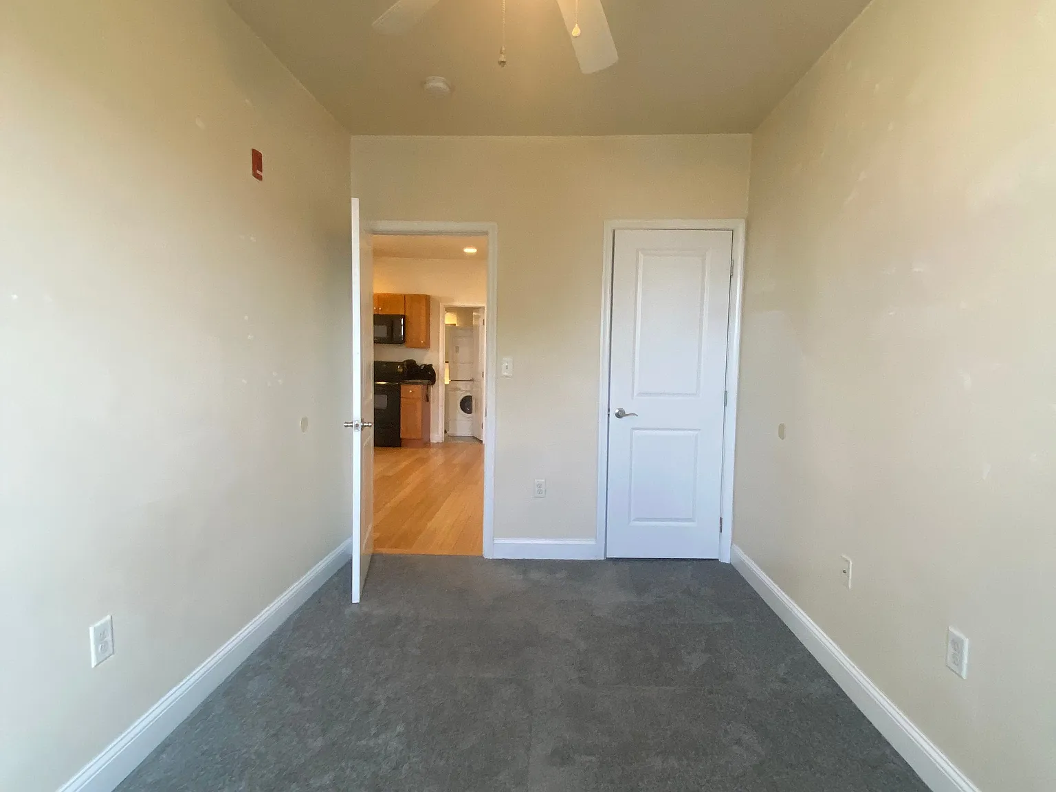 1719 W Montgomery Ave — Photo 3