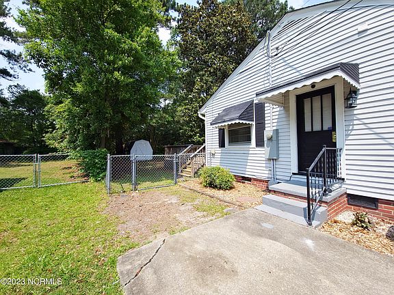 3rd image of 2405 E Fourth Street