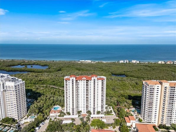 7225 Pelican Bay Blvd UNIT 1202