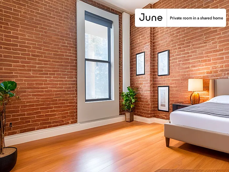 401 E 57th St #D — Photo 1