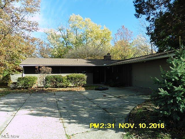1st image of 2175 Lee Blvd