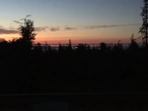 440 Little Loop Dr, Port Angeles, WA 98362