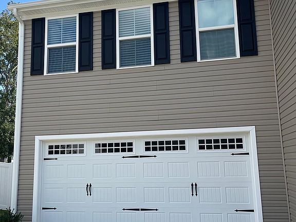 4th image of 584 Eden Hall Rd