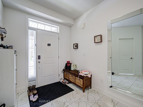 3rd image of 33 Concert Hill Way