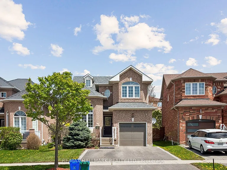 43 Nobbs Dr — Photo 1