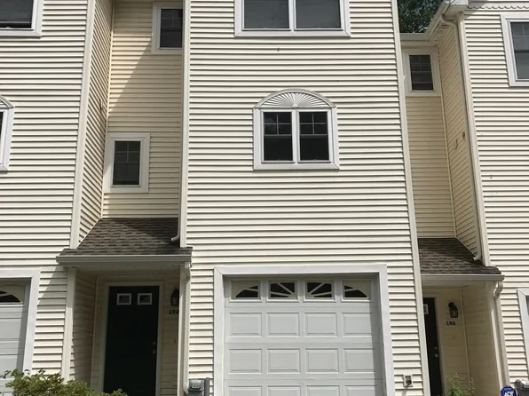194 Summit Street, Norwich, CT 06360