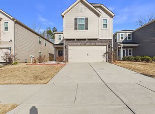 3941 Woodland View Dr, Charlotte, NC 28215