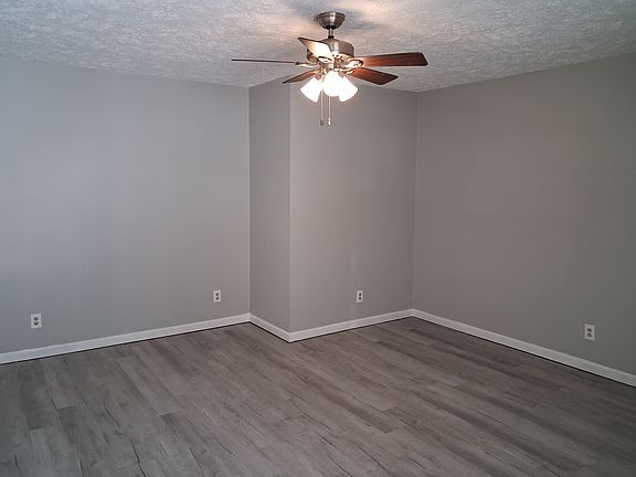 2nd image of 607 Mountain Ave APT 4