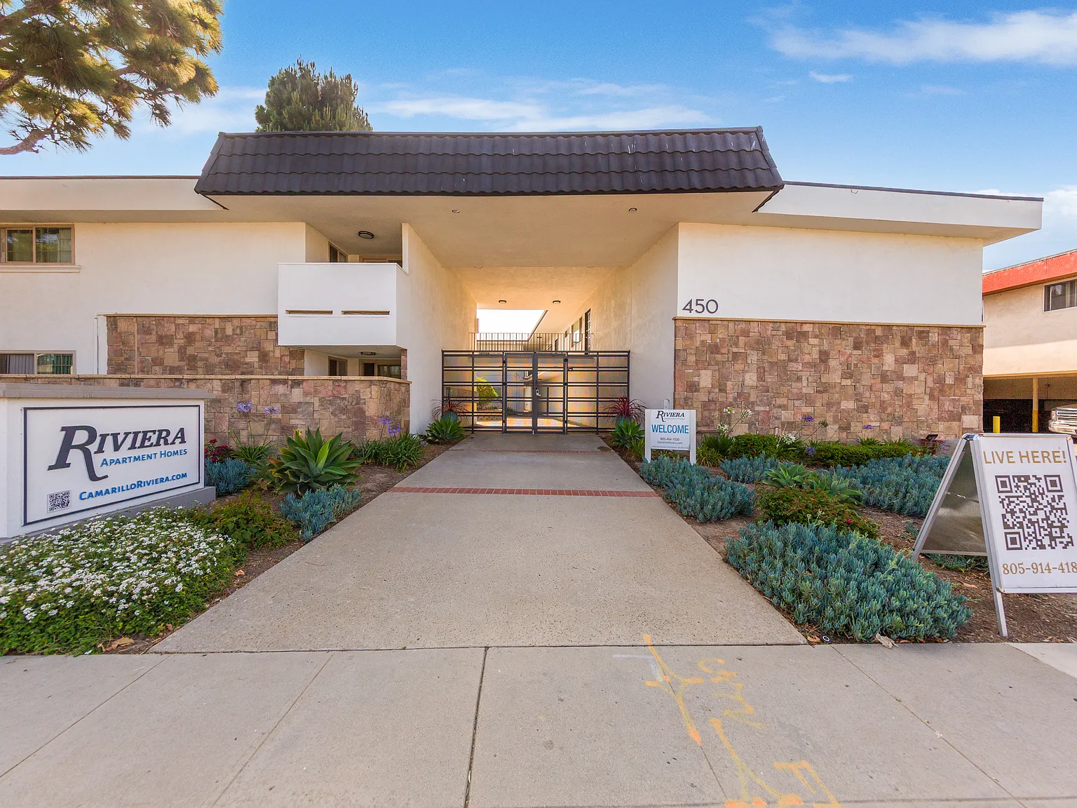Riviera Apartment Homes — Photo 2