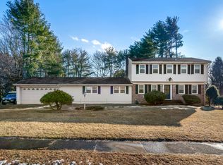 141 Sunset Ln, Old Tappan, NJ 07675