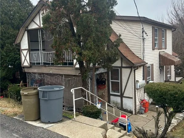 3913 Harvey Ave, Homestead, PA 15120