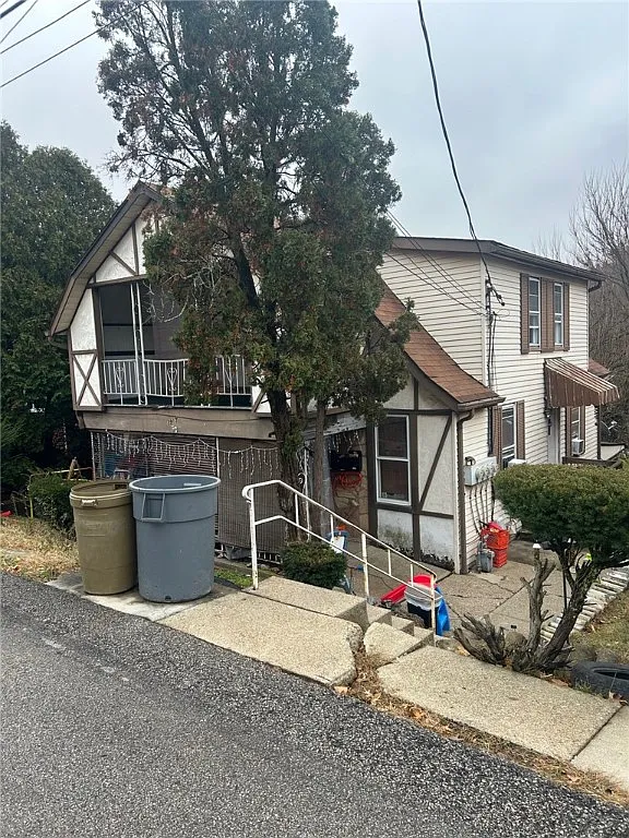 3913 Harvey Ave photo 1