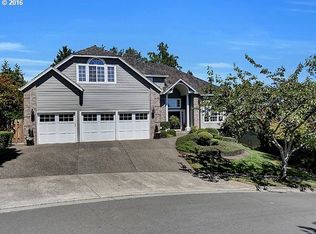 2329 Stonehurst Ct, Lake Oswego, OR 97034