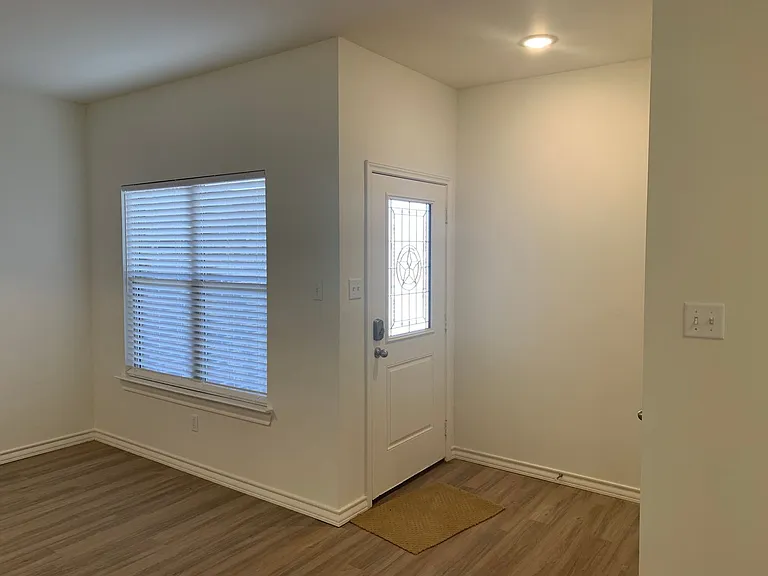 5519 Kemper St — Photo 20