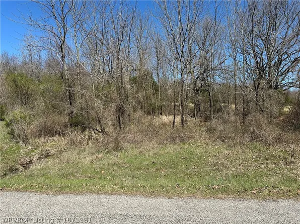 Edwards Rd, Alma, AR 72921