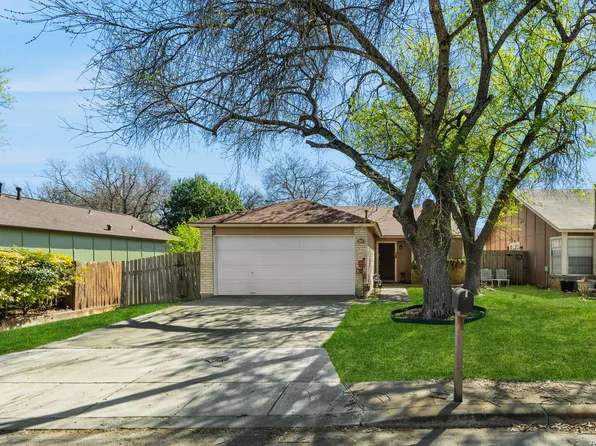 10028 Woodtrail, San Antonio, TX 78250