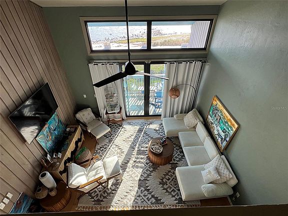 3rd image of 850 3rd St #2