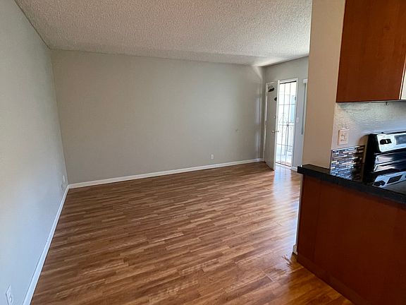 5th image of 4674 Utah St