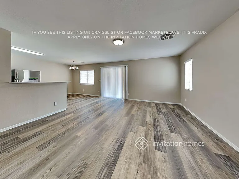 4945 Drifting Pebble St — Photo 5
