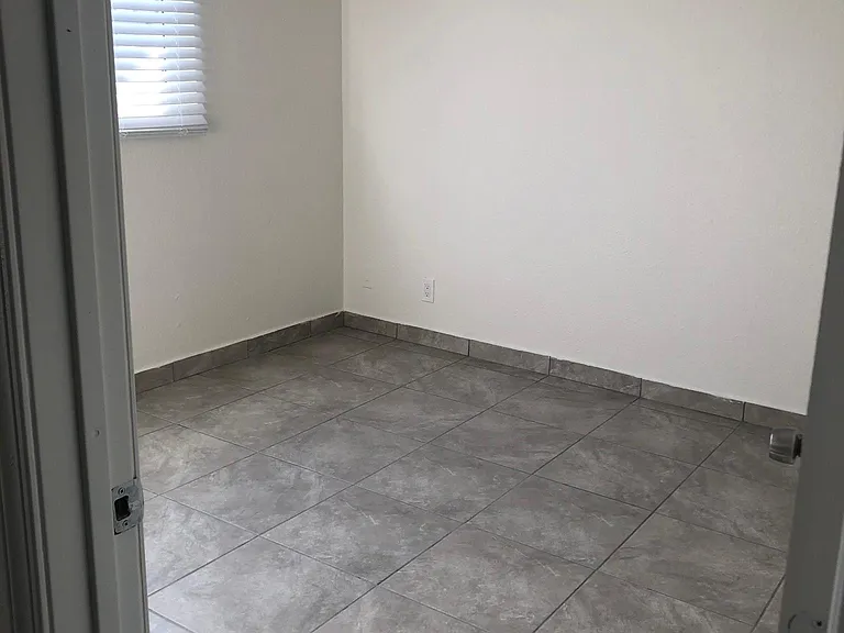 7820 Ventura Canyon Ave #2 — Photo 9